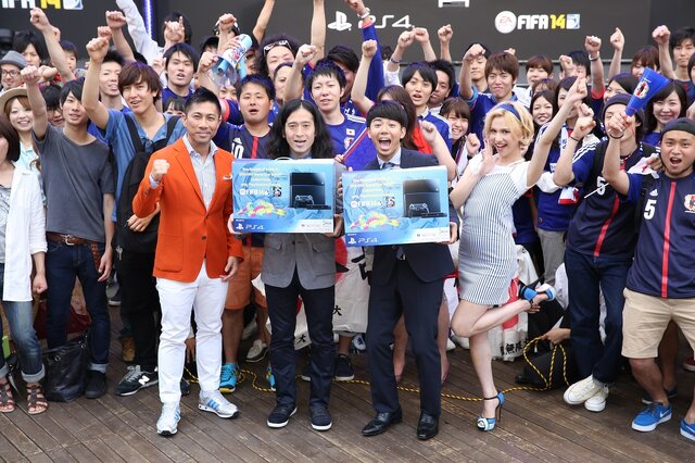 『FIFA14』でW杯をシミュレーション！？前園真聖、ピース又吉直樹、綾部祐二、水沢アリーらが参加