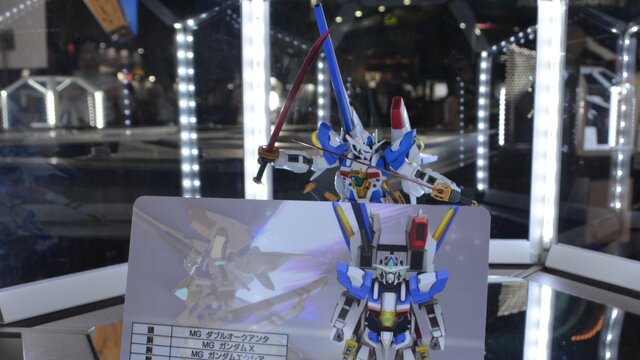 【TGS 2014】バンダイナムコのブースは豪華絢爛！ガンダムもゴジラも神龍もコスプレイヤーも！