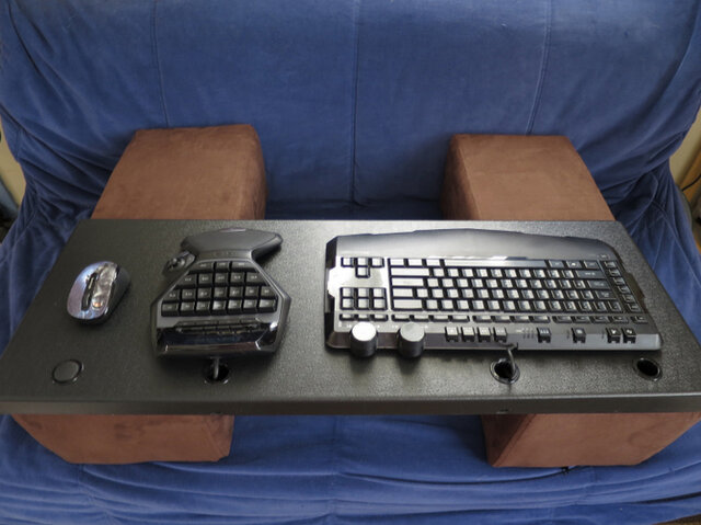 【購入レポ】ソファに座ってPCゲームをしたい？できます「COUCHMASTER」ならね
