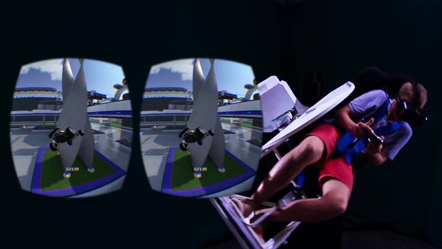 ゲームに合わせて360度動く“VR体験連動”チェアー「MMOne」まもなくお披露目