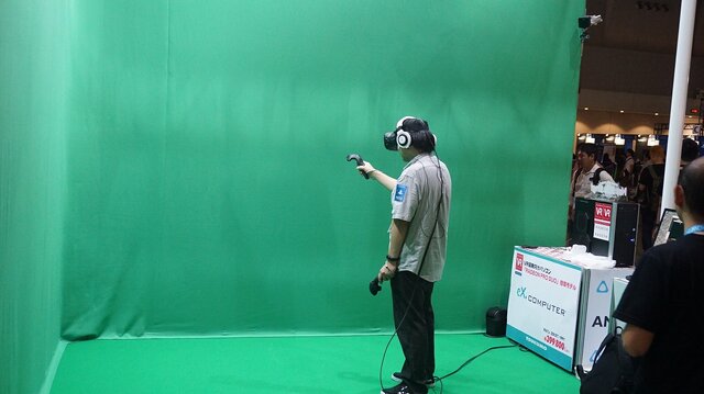 【TGS2016】VRゲームに変化、出展ブースが緑に染まる