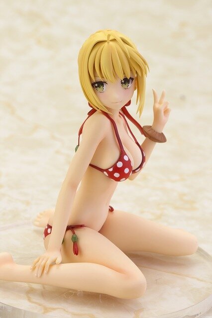 「ネロ・クラウディウス 水着Ver.」12,800円（税抜）（C）TYPE-MOON （C）2016 Marvelous Inc.