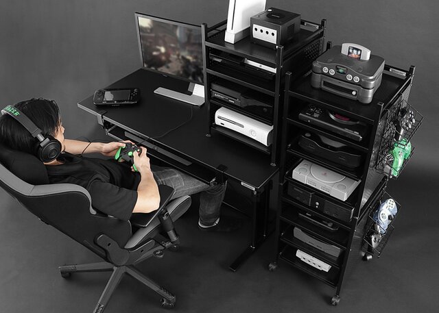 ゲーム機に特化した便利ラックが発売！収納、排熱、配線管理全てこれ1台で解決