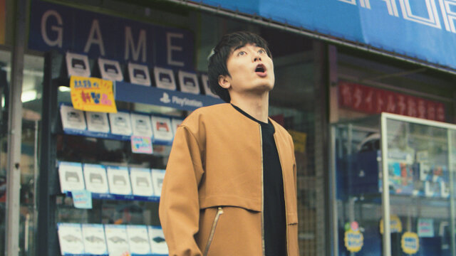 あまりの安さに間宮祥太朗さんが絶叫！PS4新TVCM『えーーーー！！！！』篇、16日より全国オンエアを開始─メイキング＆インタビュー映像も公開